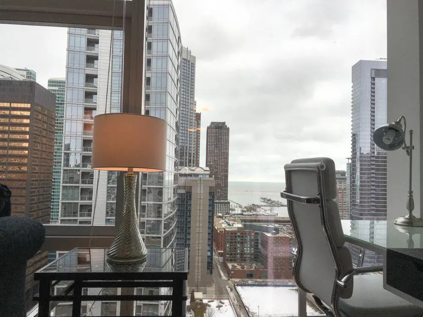 Corporate Suites in the Heart of Magnificent Mile