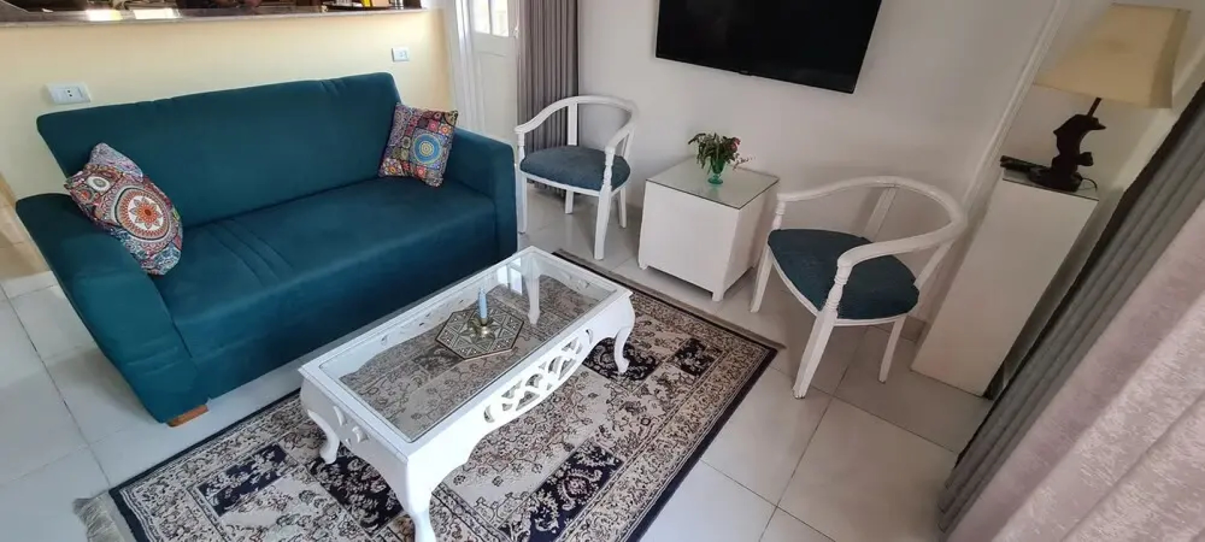 Senmut Luxory Apartments