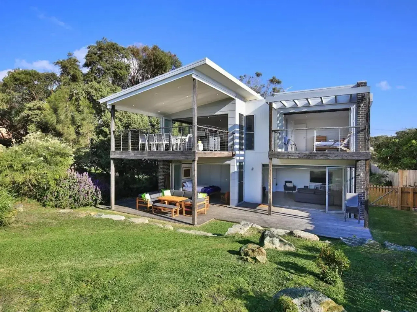 Surfspray I Pet Friendly I Absolute Beachfront