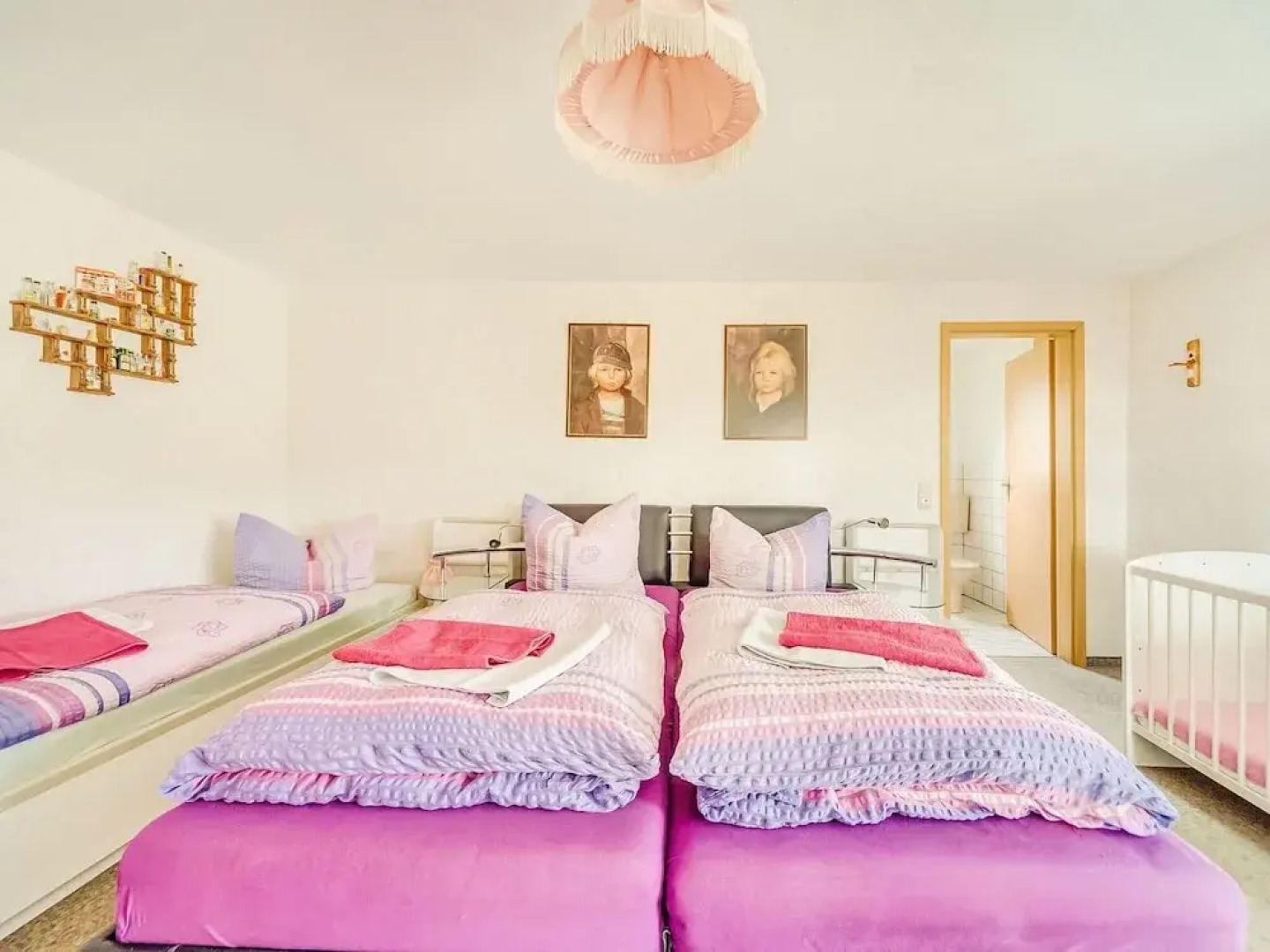 Beautiful Detached Holiday Home With Sauna Adjacent to the Rennsteig in Thuringia