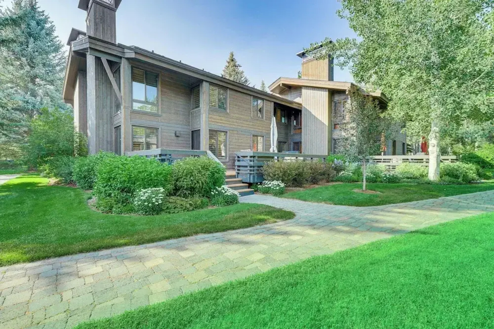 Cozy Sun Valley Townhome w/ Mountain Views!