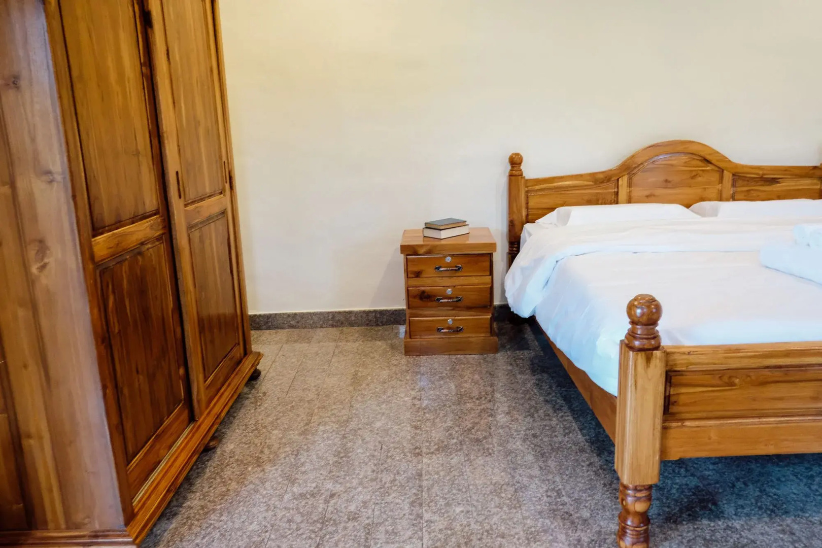 The Lake House Ko Yo