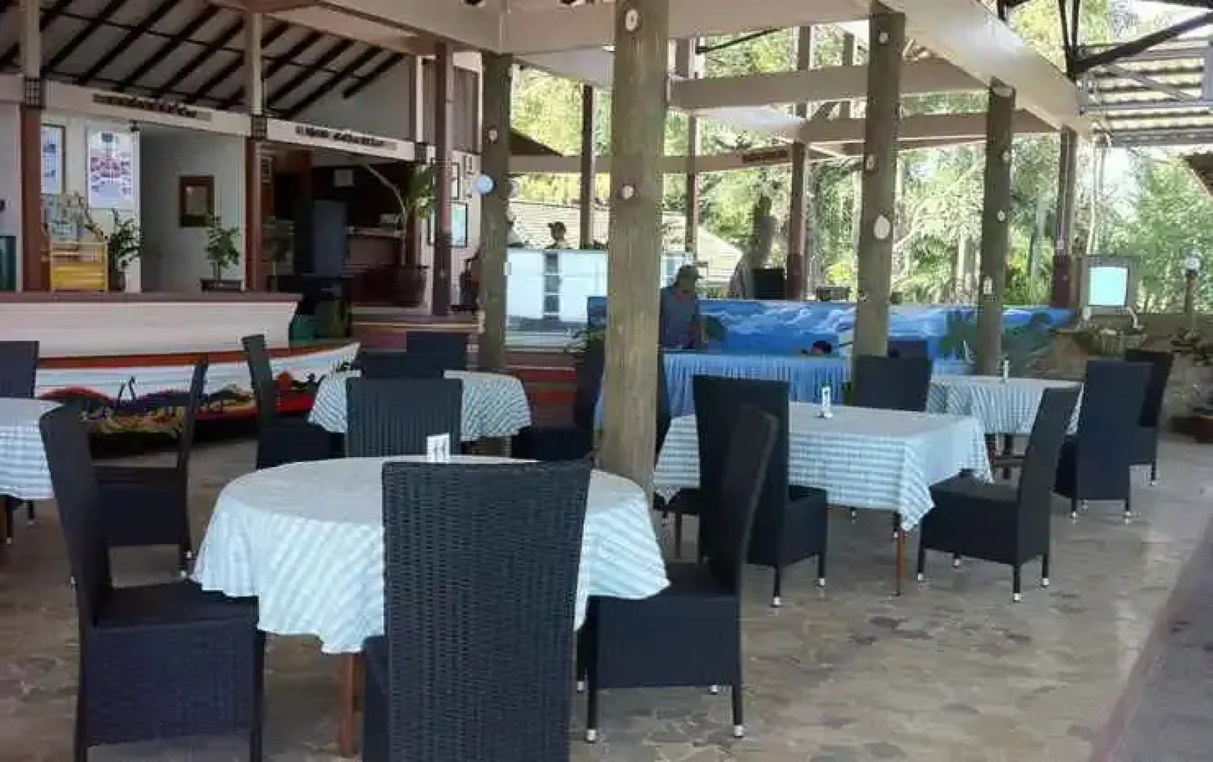 Bayu Amrta Hotel & Restaurant