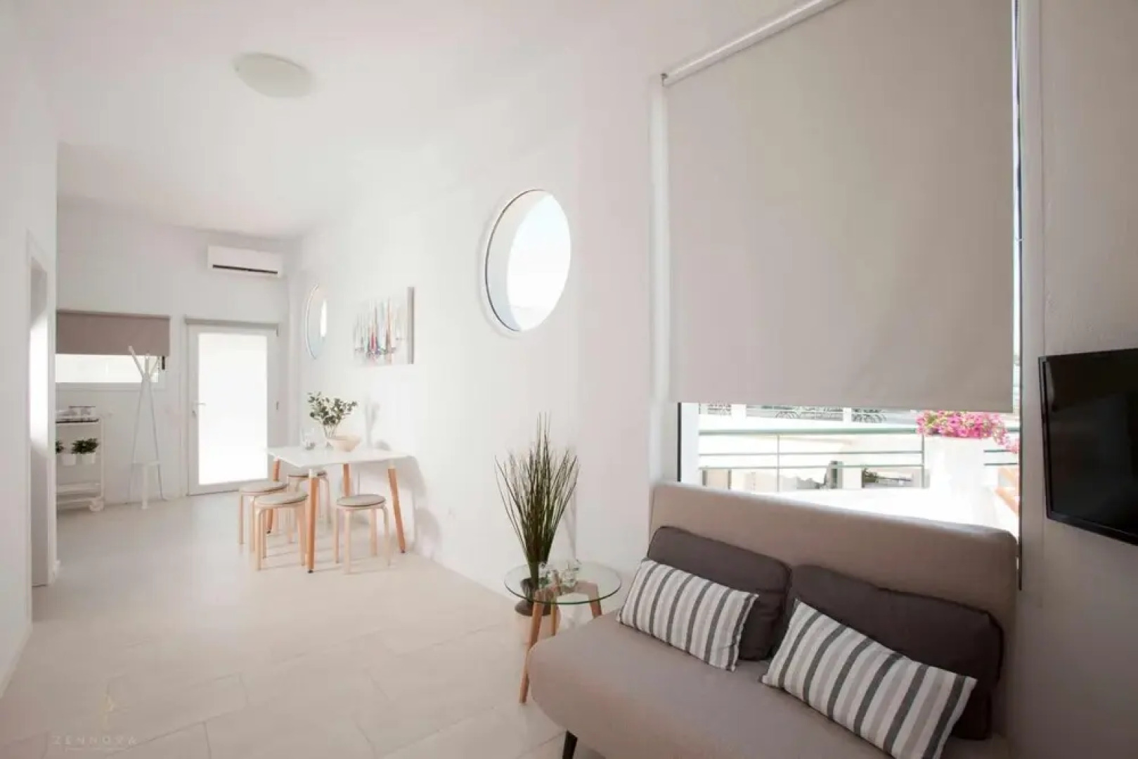 Zennova 34 Kallithea Blue Paradise