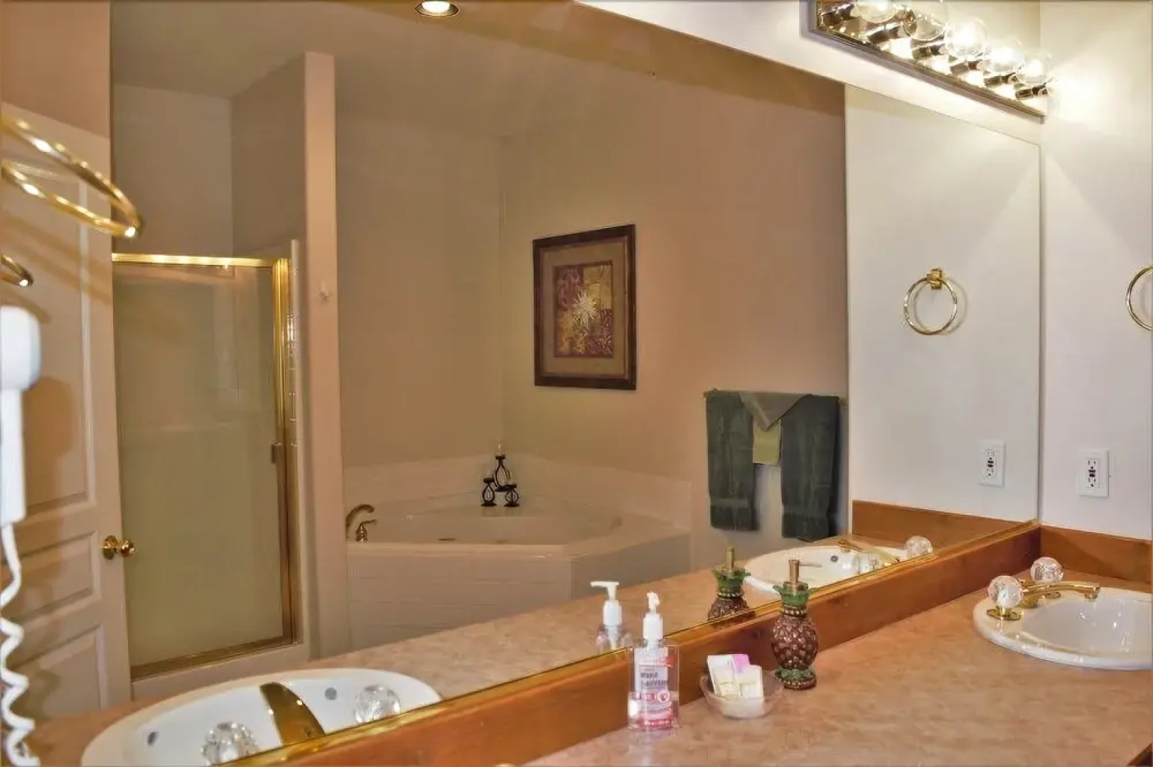 2 Bedroom Home in Mesquite #311 2 Bedrooms 3 Bathrooms Home