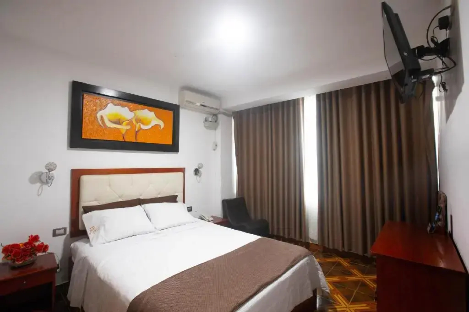 Dmilez Hotel