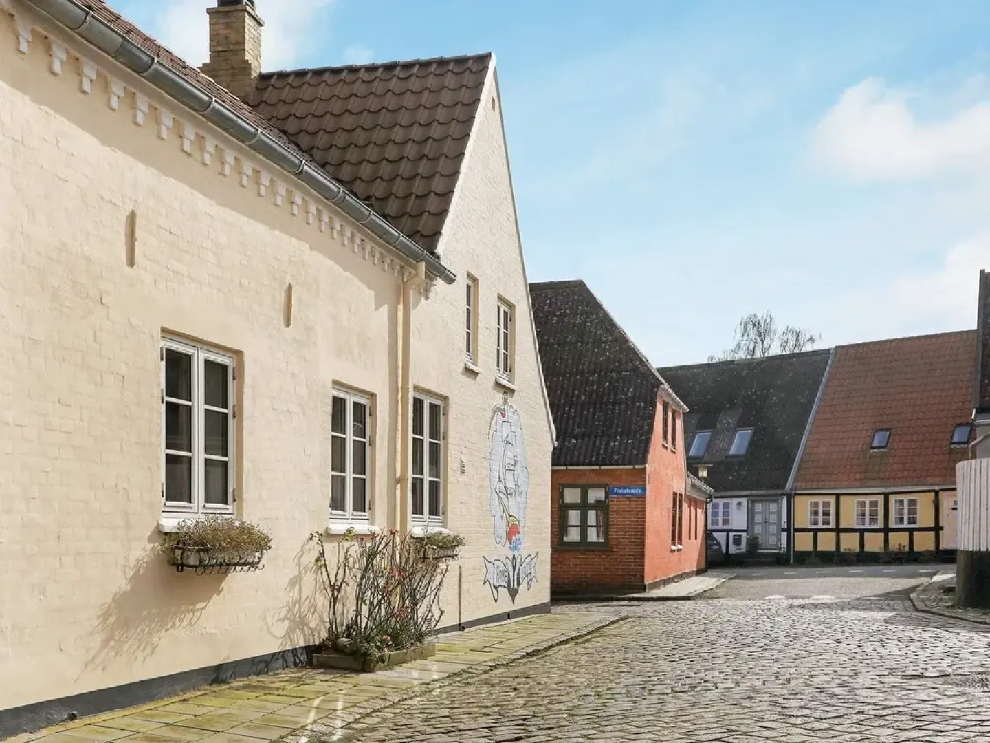 6 Person Holiday Home in Marstal