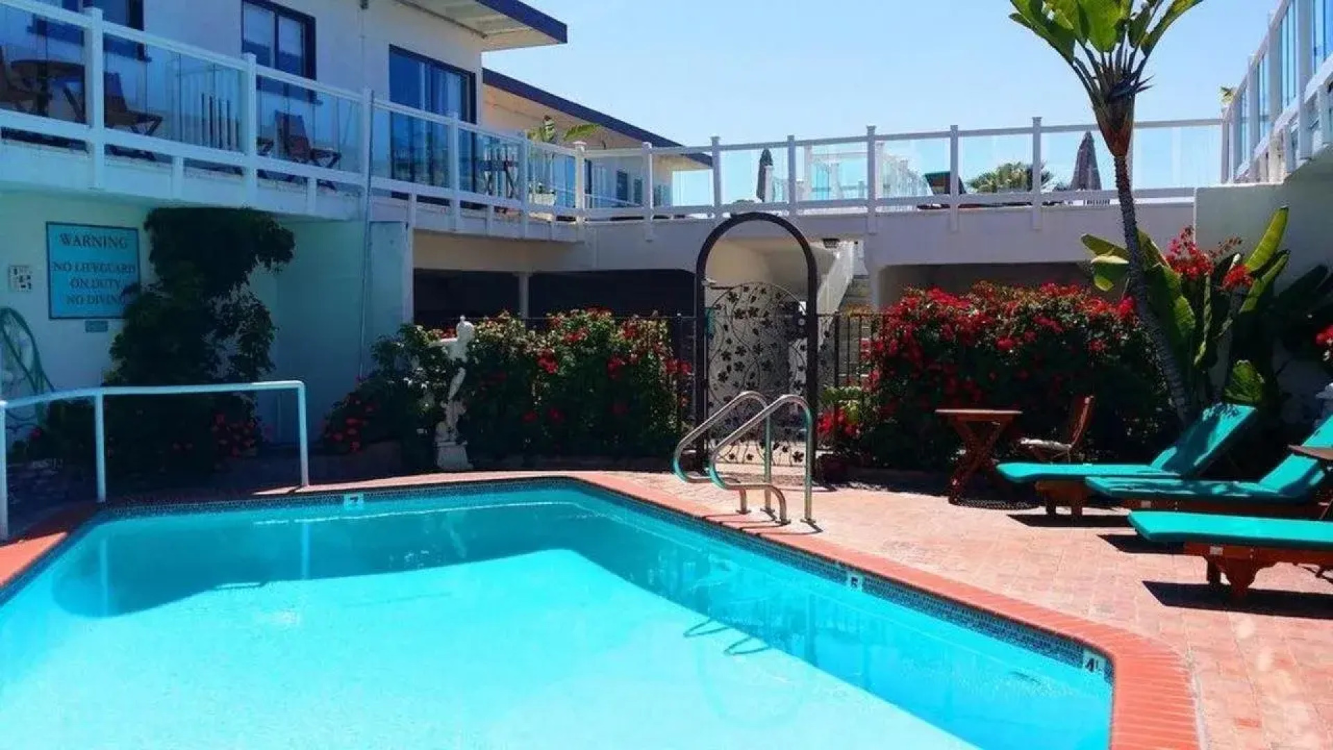 Capri Laguna on the Beach