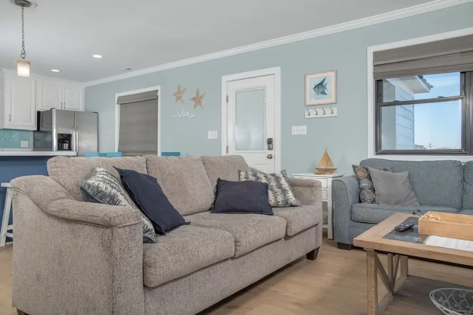 The Griffin 2 Bedroom Apts by RedAwning