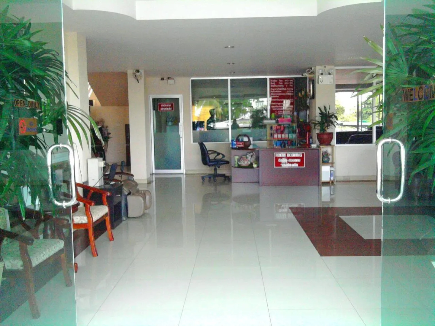 Banchang Apartment and Hotel