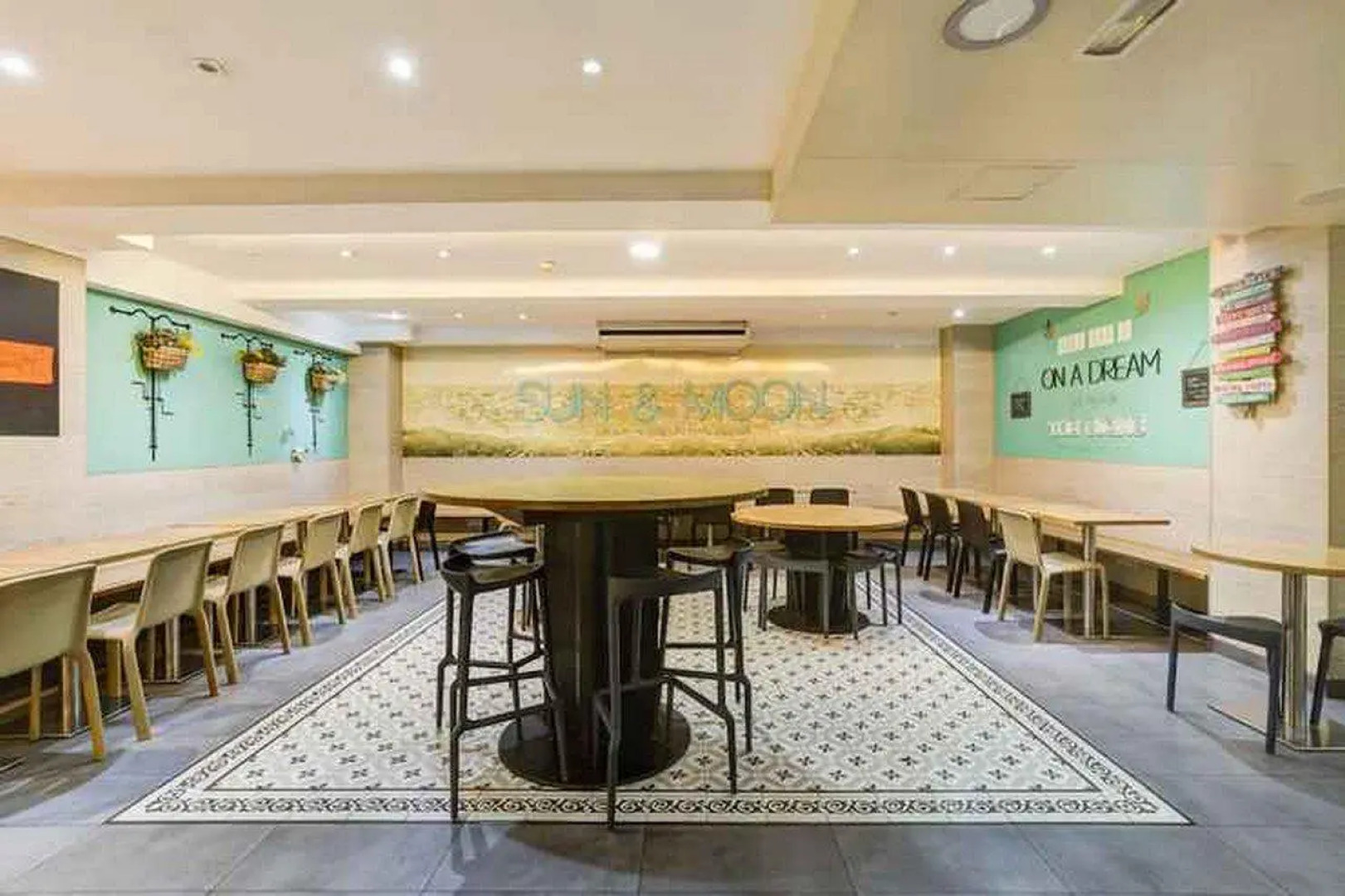 Хостел Sun & Moon