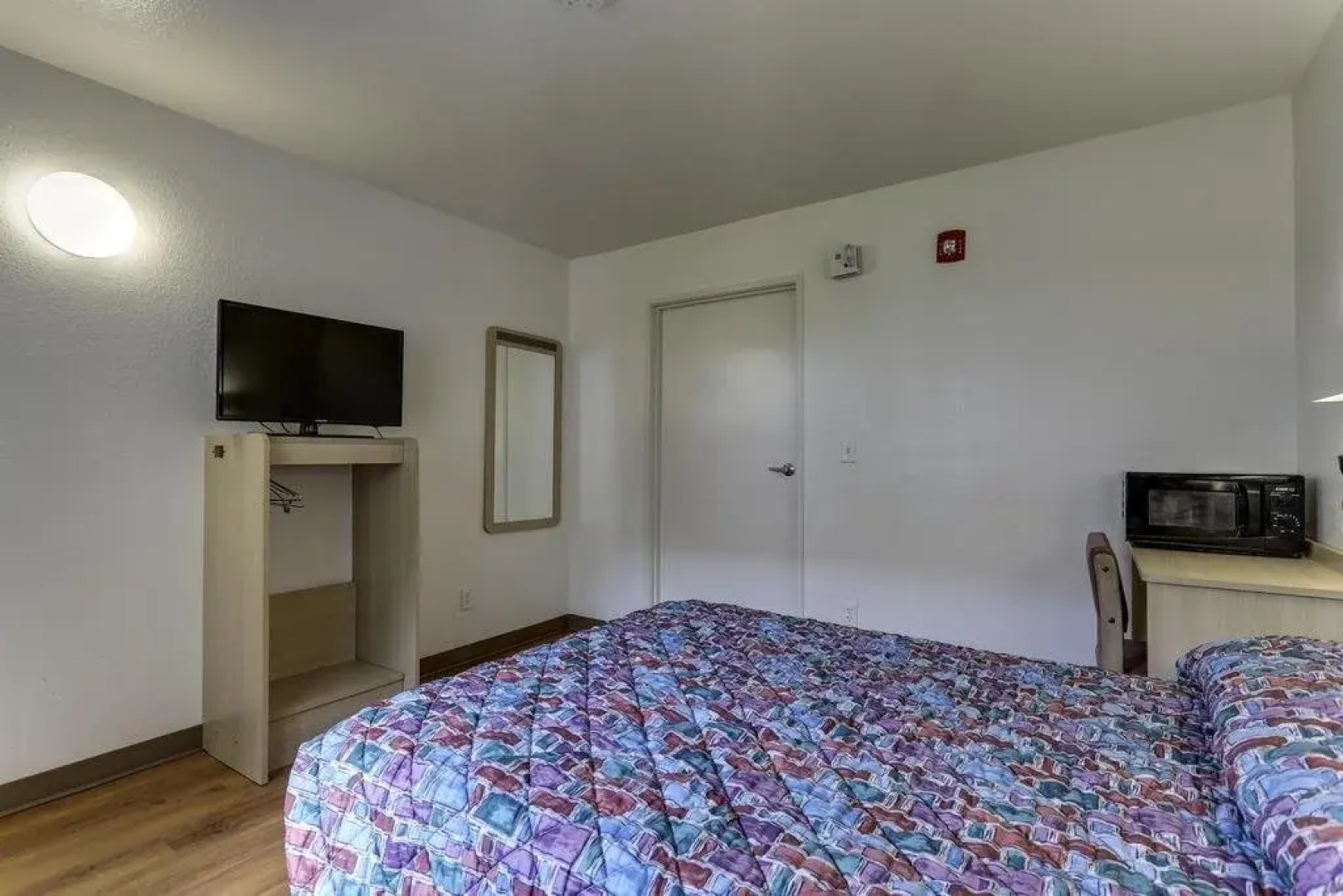 Rodeway Inn and Suites Lake Charles