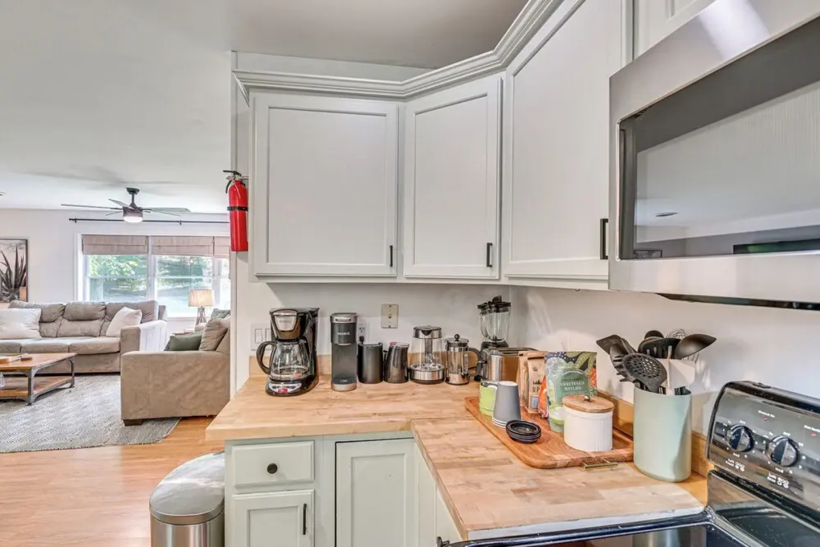 Family-friendly Saugerties Home w/ Hot Tub & Games