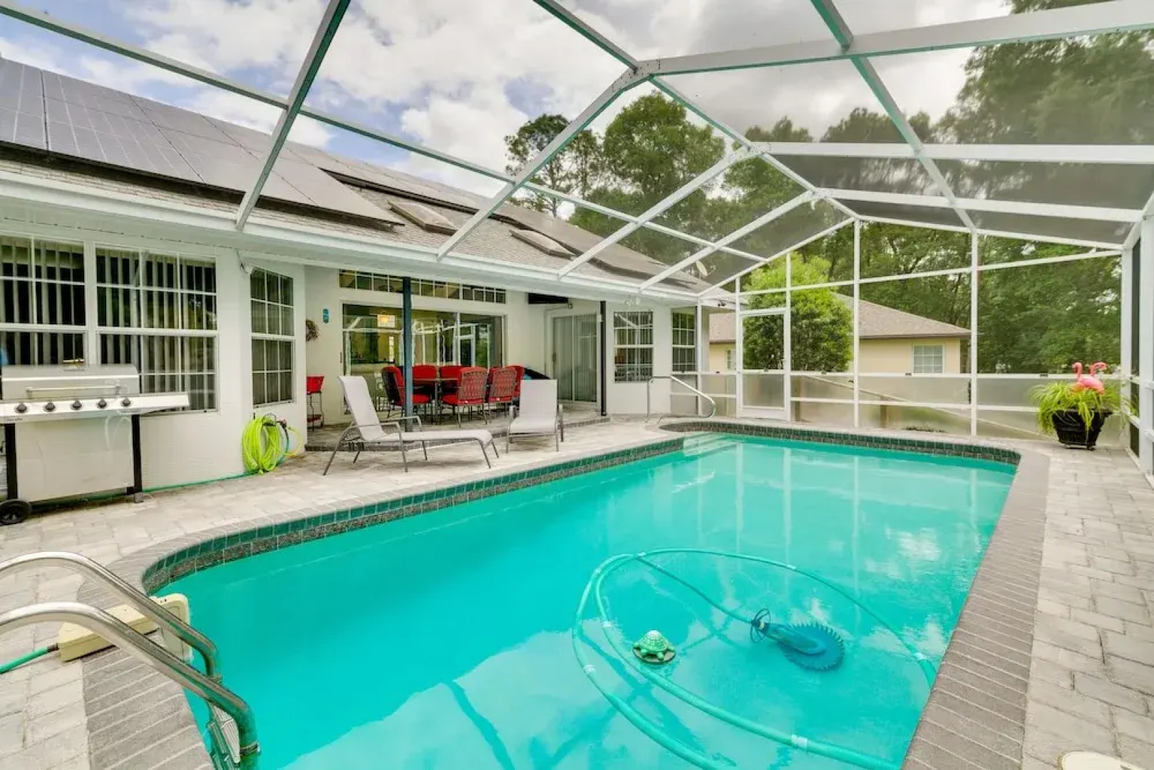 Sunny Home w/ Pool & Lanai - Near Rainbow River!