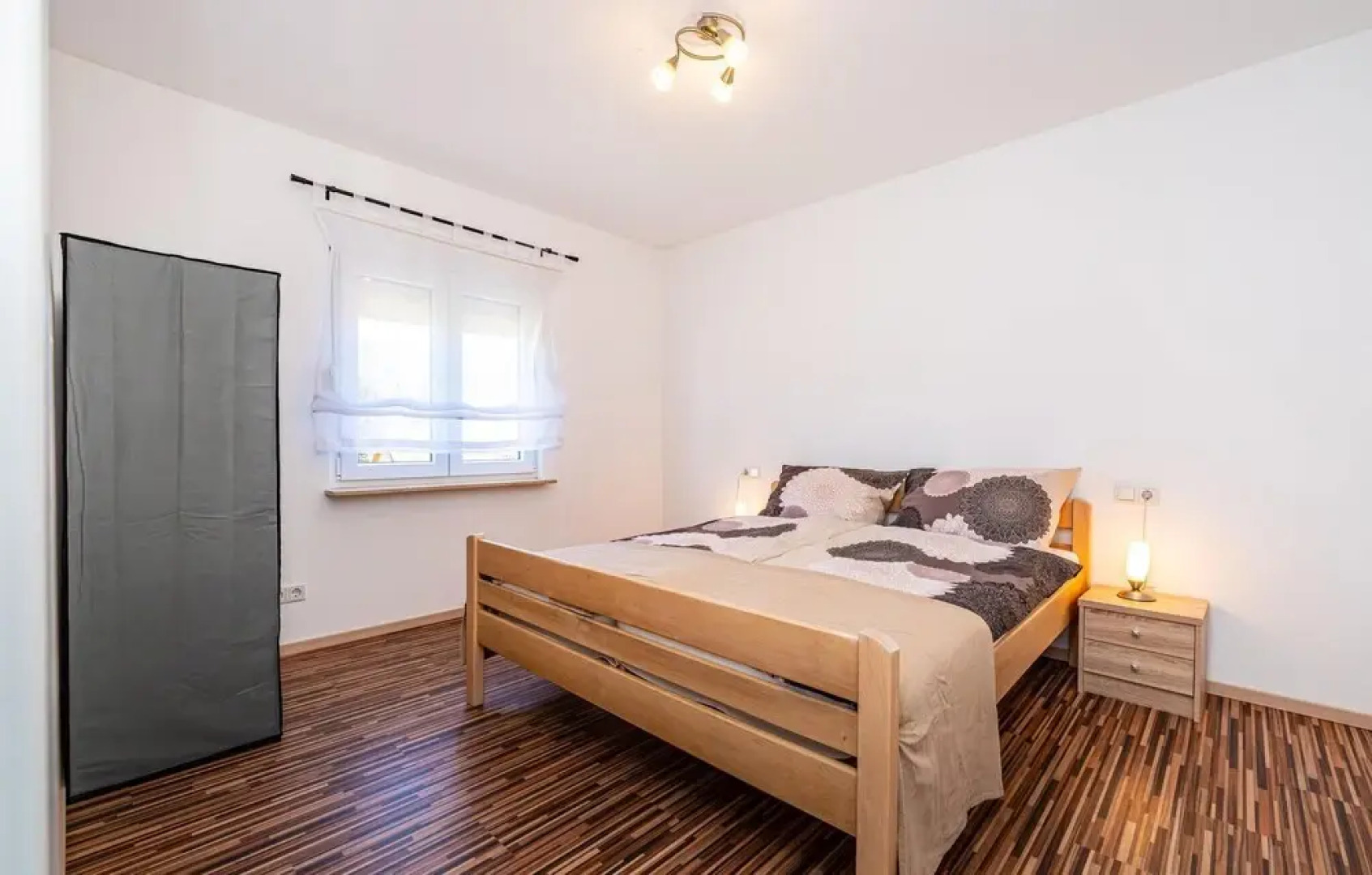 Stunning Apartment in Karin Gornji With Wifi and 2 Bedrooms