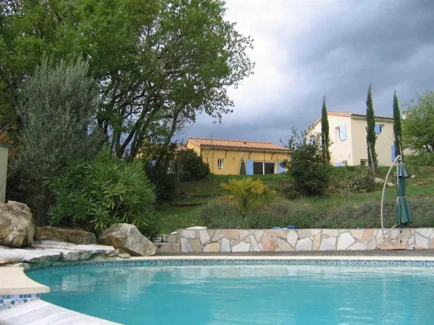 Les Chênes de lEscoutay