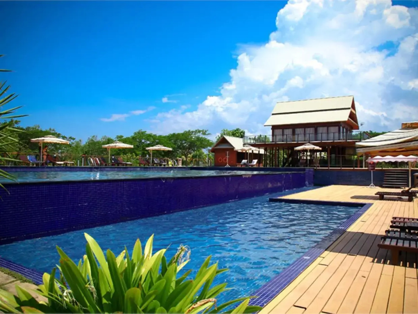 Duyong Marina and Resort