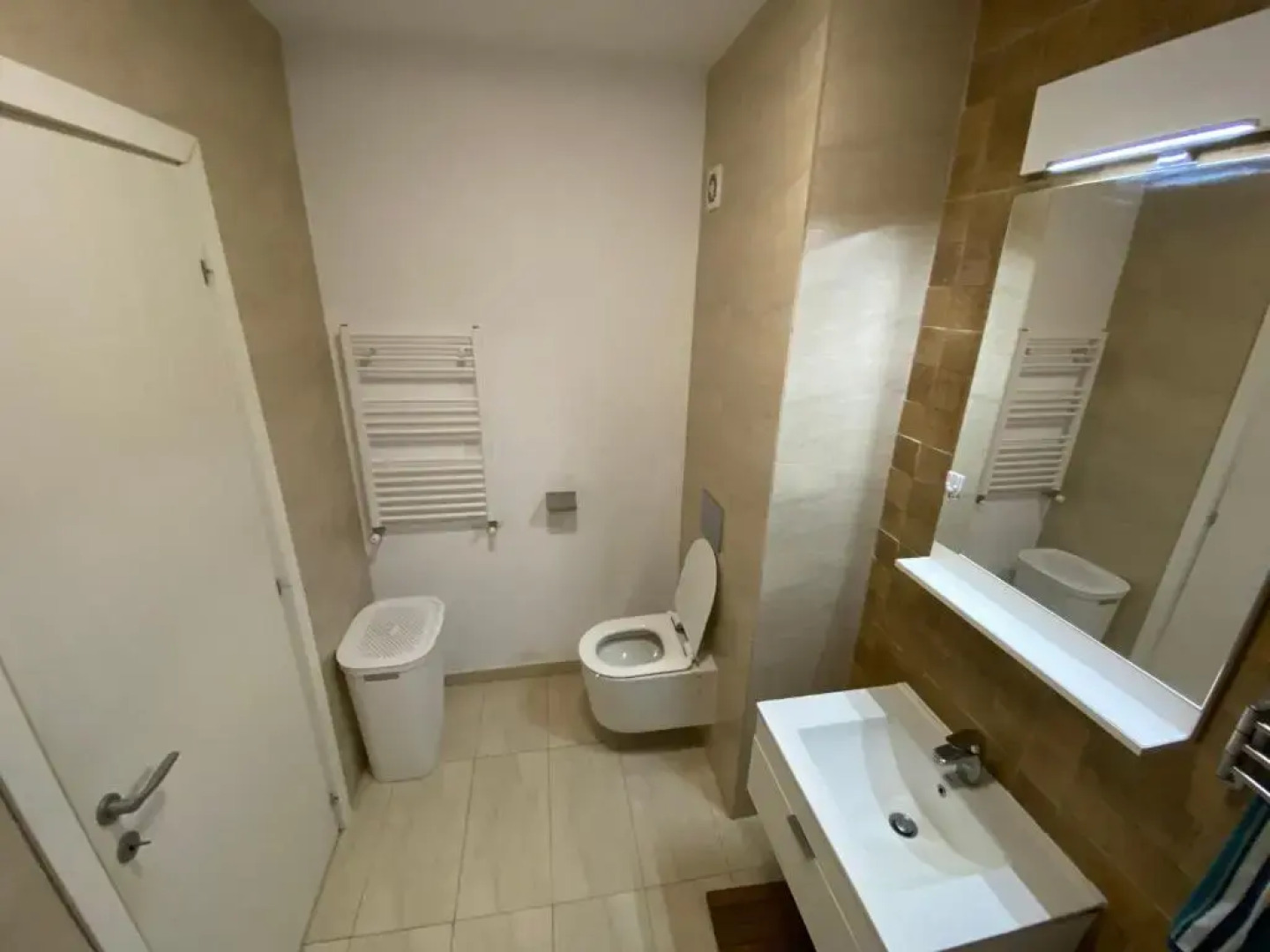 New building with private parking, big balcony and a stunning view