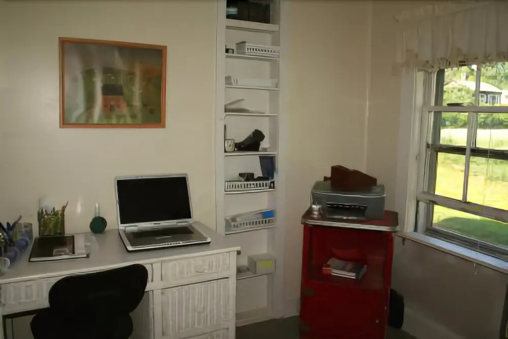 Sweet Pea Cottage - Two Bedroom Home