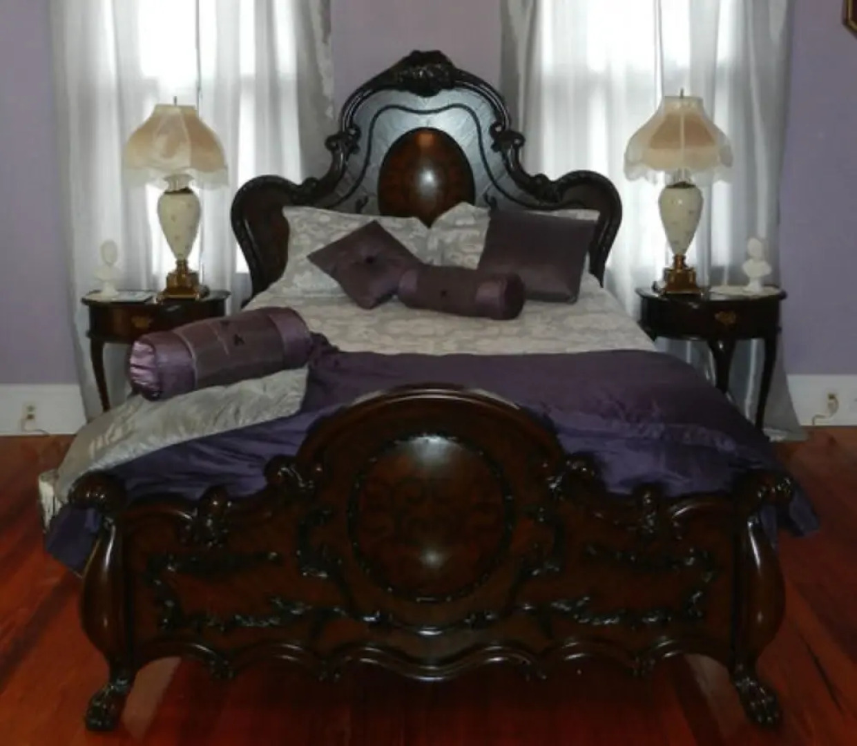 Butterfly Mansion Bed & Breakfast - No Pets Allowed