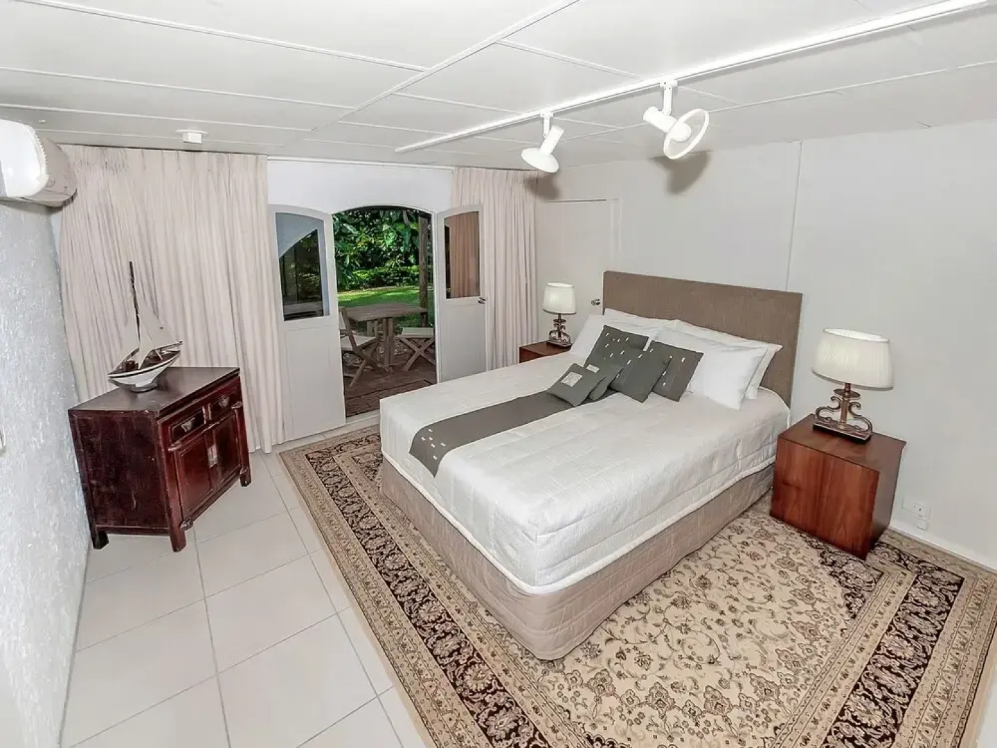 Unique, Tropical Rainforest Getaway