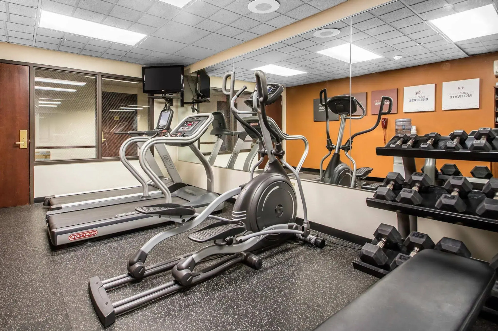 Comfort Suites Madison West - Middleton