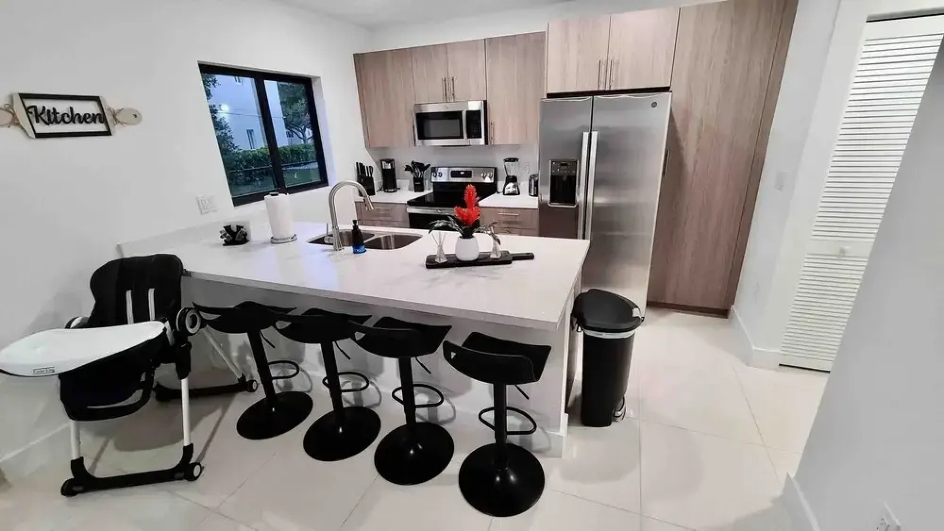 Green Luxurious 5BD Jungle House by FL Keys MIA