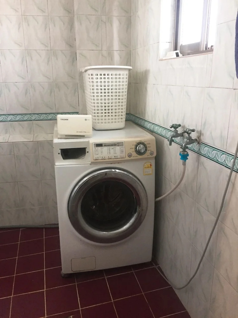 GUESTHOUSE SANTA - Hostel