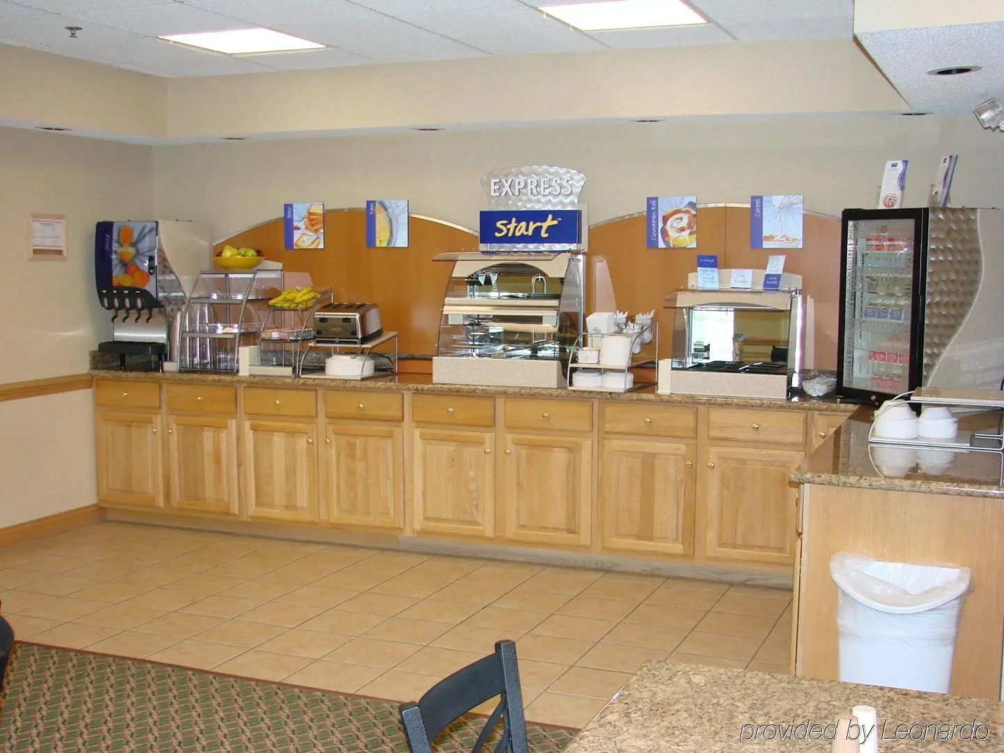 Holiday Inn Express & Suites Elkhart by IHG