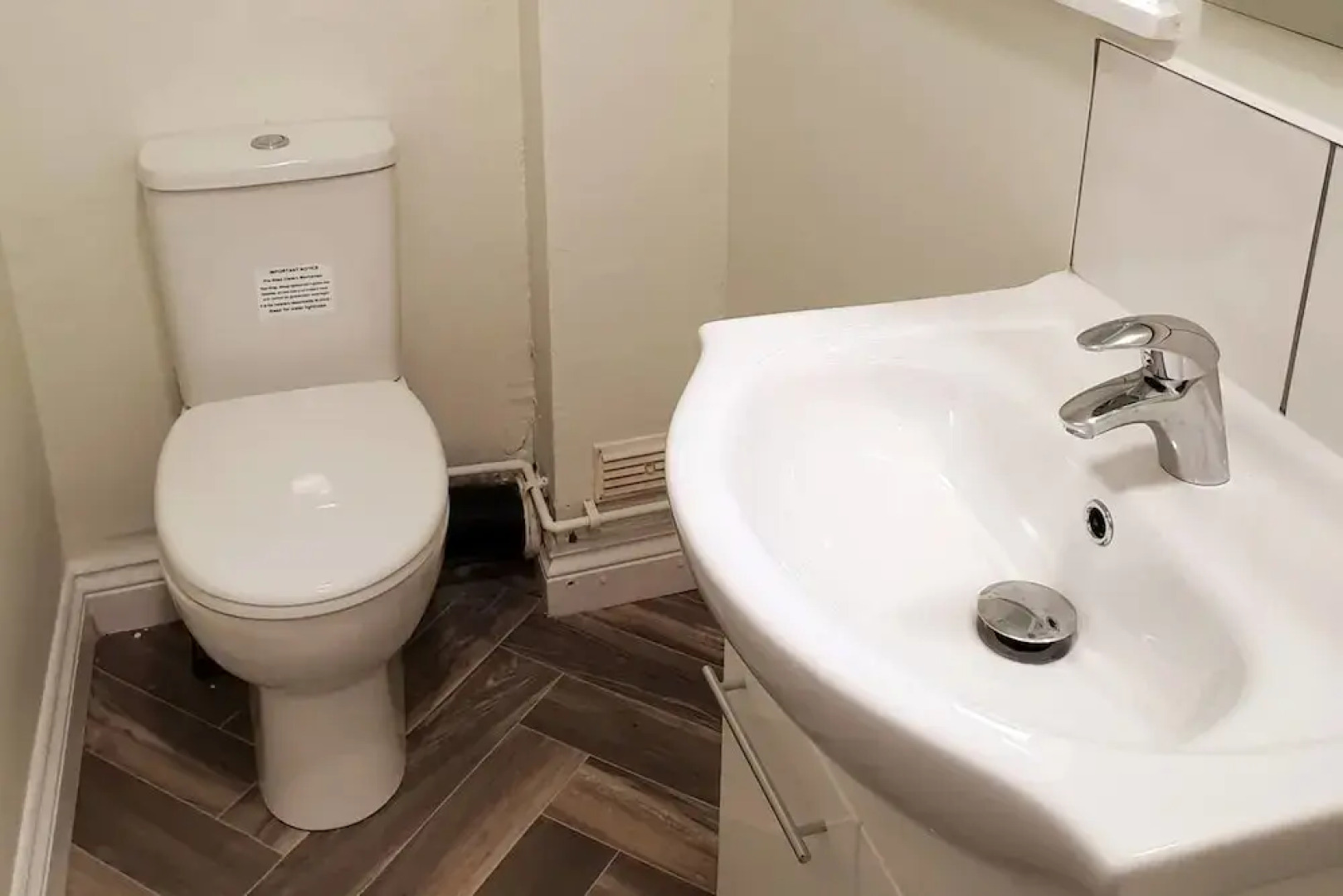 Quiet 2 Bedroom Apartment