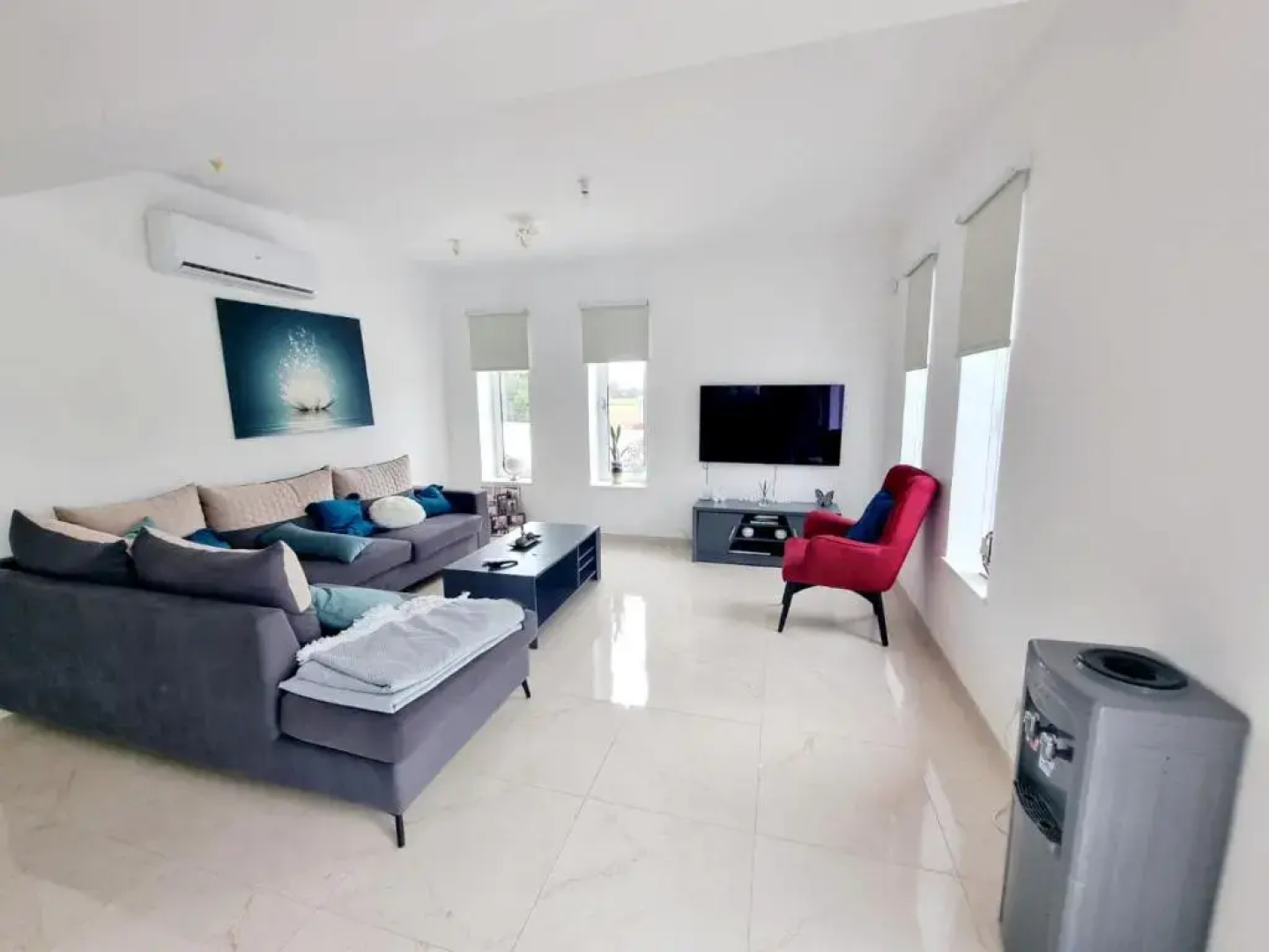 Villa utopia 2