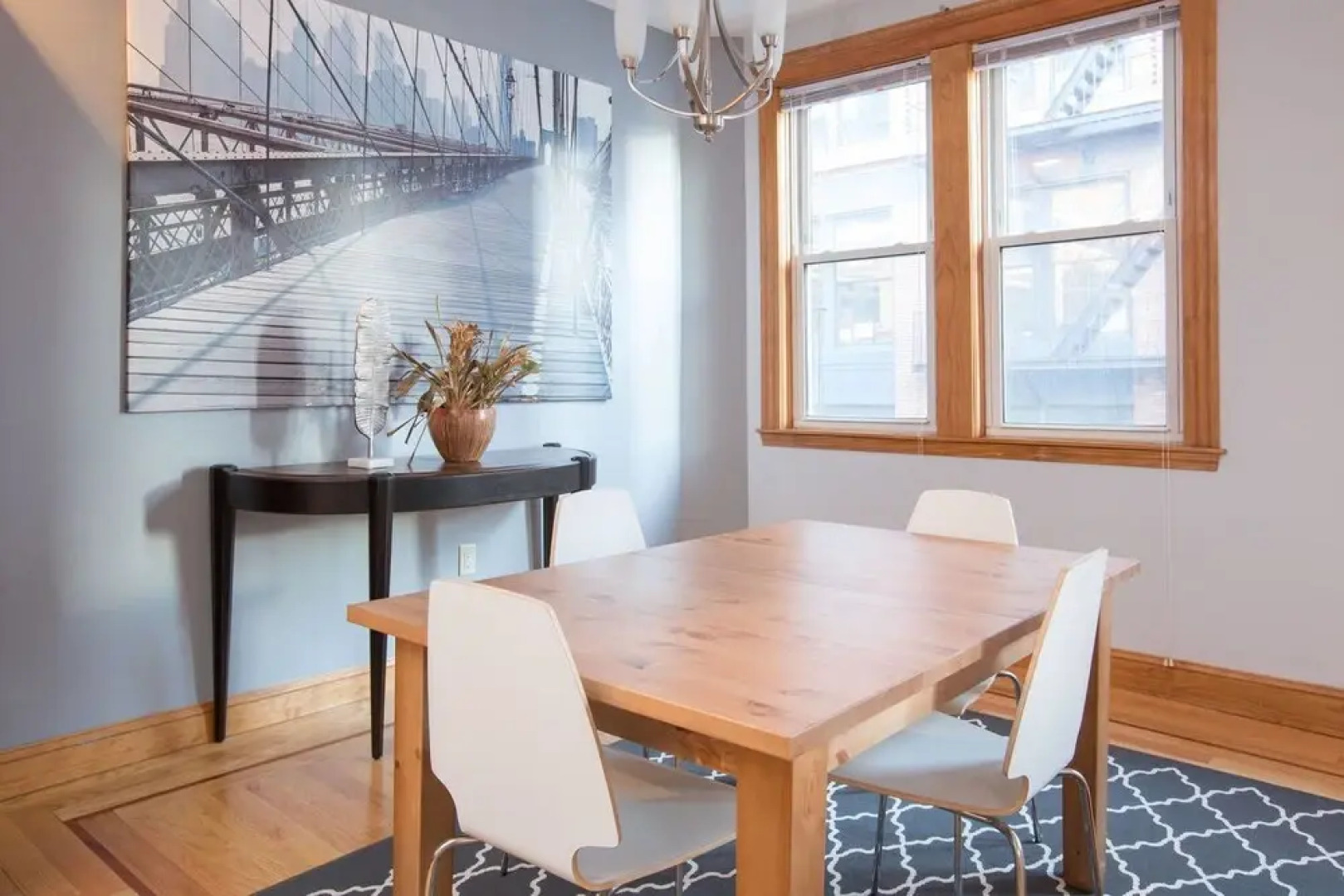 Huge 2 BR Apt in Heart of North End by Domio