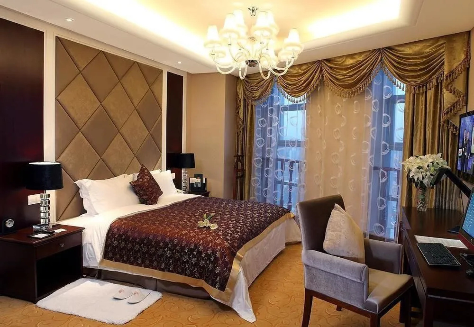 Xingtai Phoenix Hotel