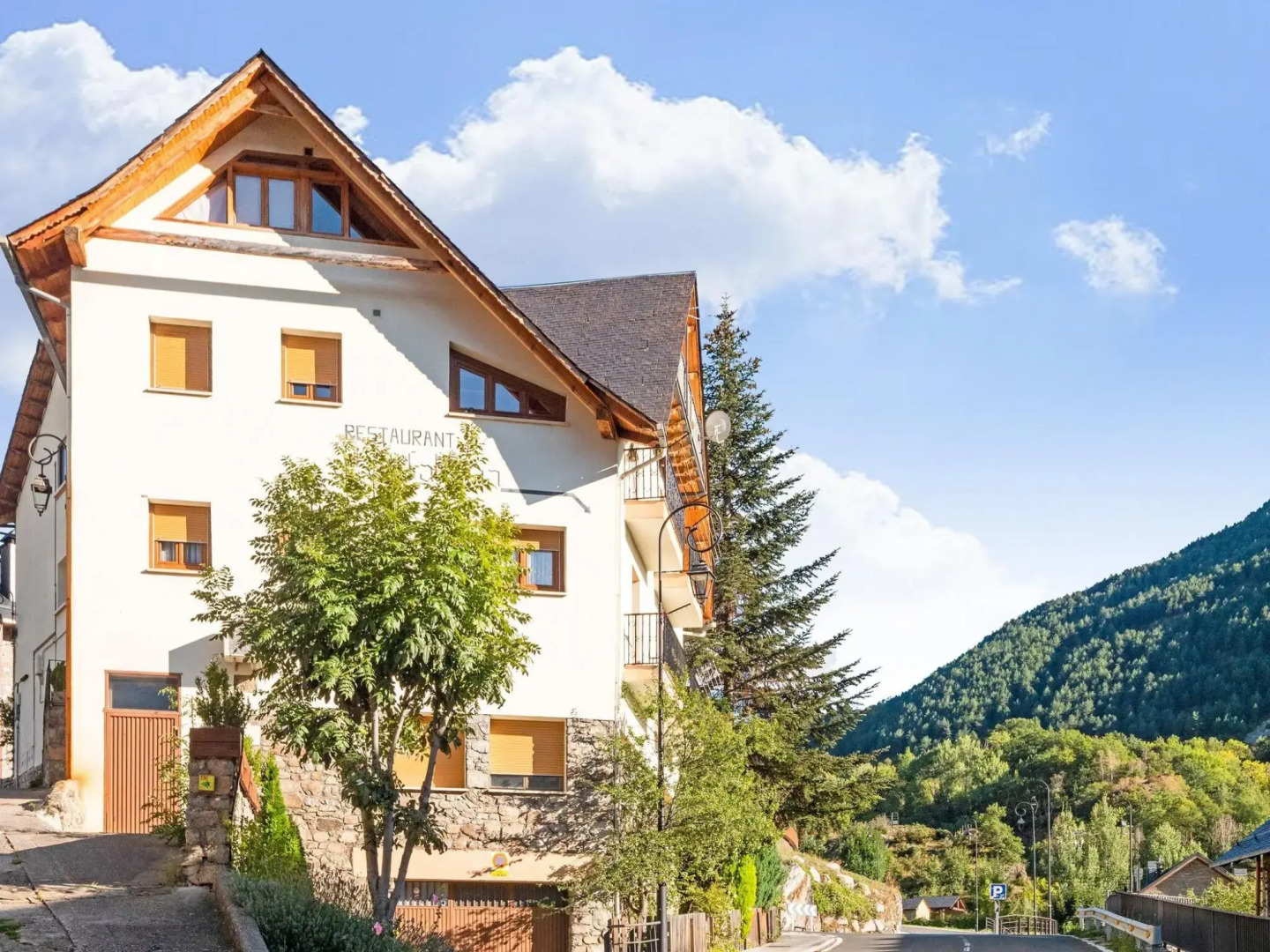 Mountain View Holiday Home in Boí near Ski Area