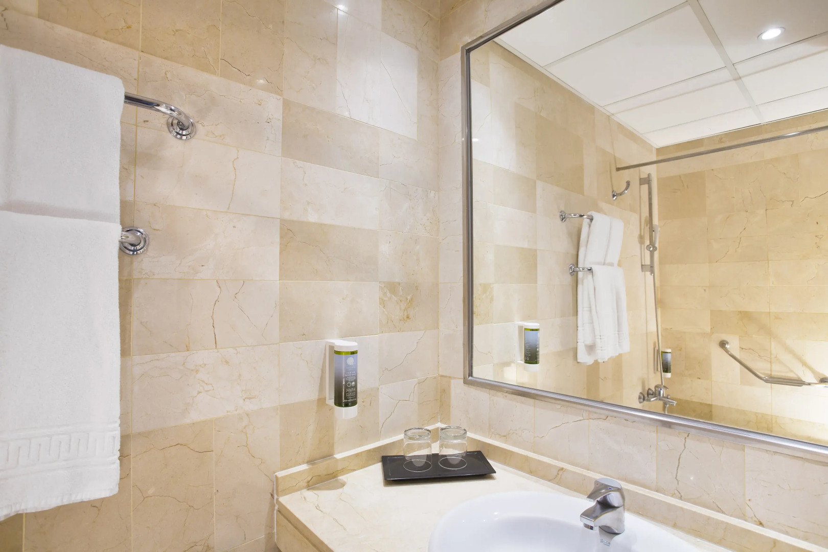 Sunset Beach Club Hotel Apartments