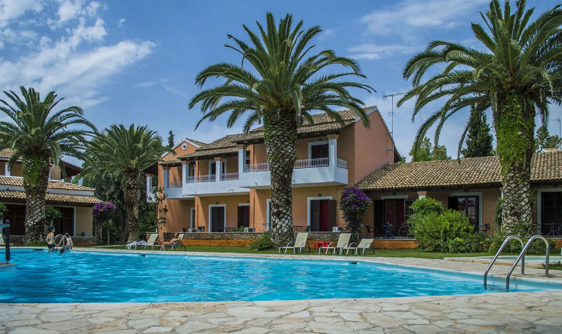 Folies Corfu Hotel Apartments