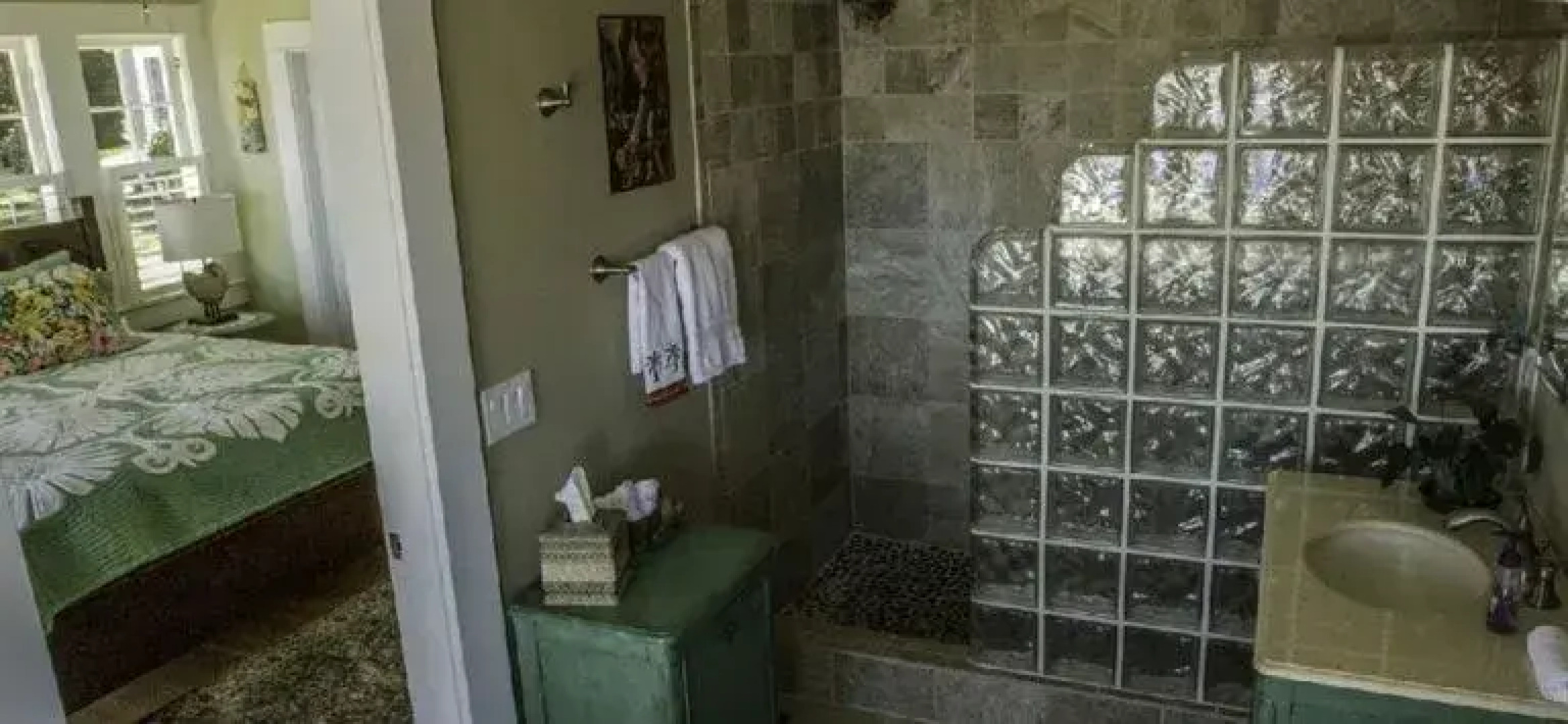 Hamakua Ranch House B&B