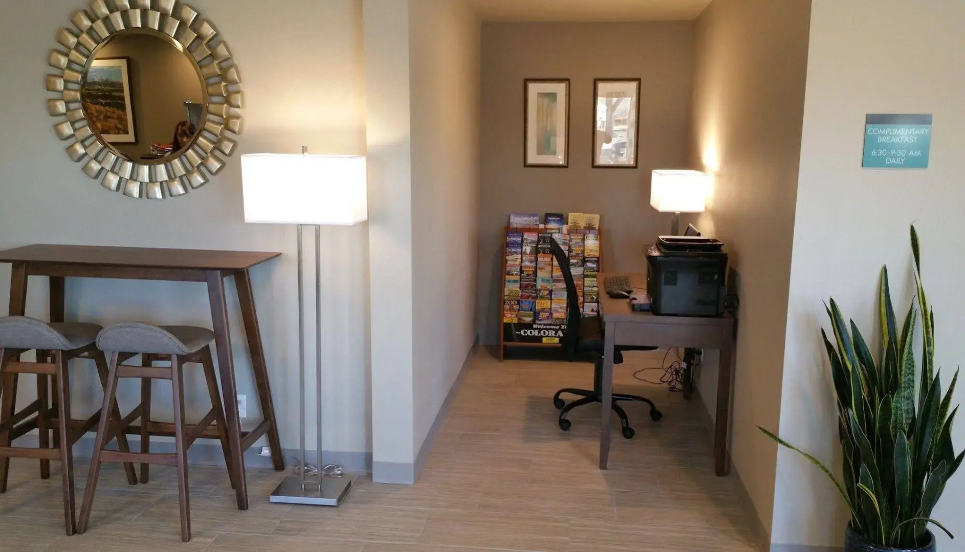 Sandhill Inn & Suites