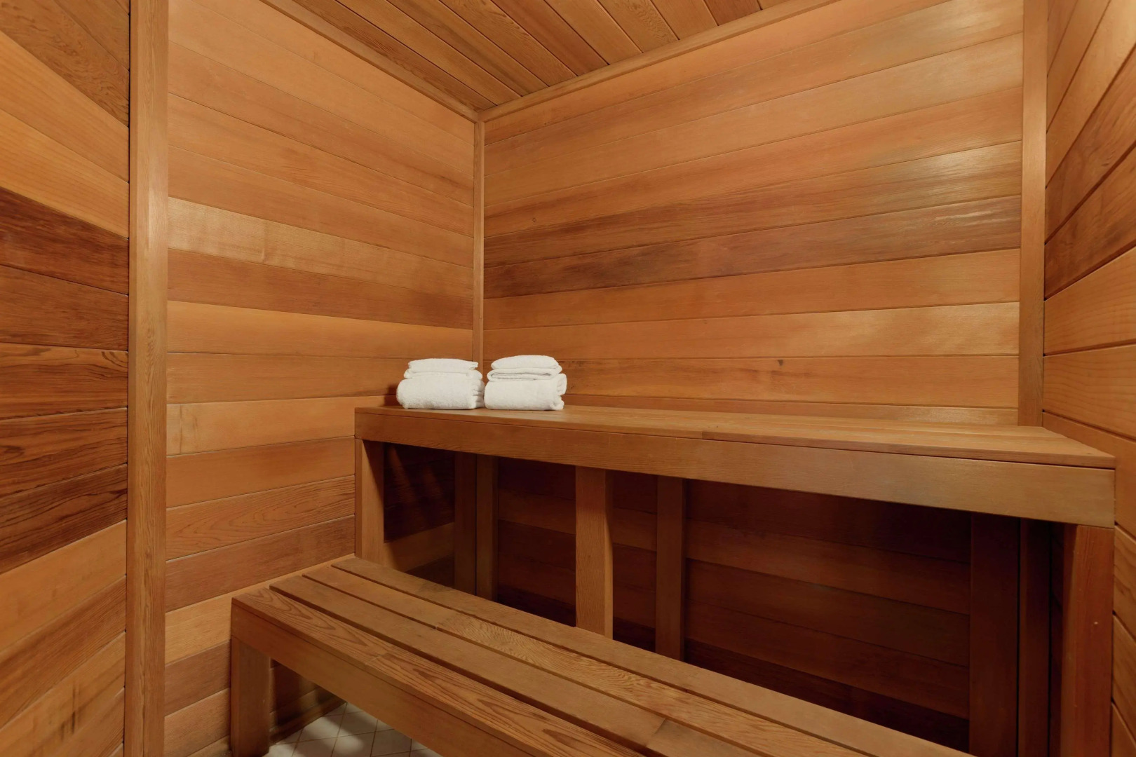 Embassy Suites Baltimore - Inner Harbor