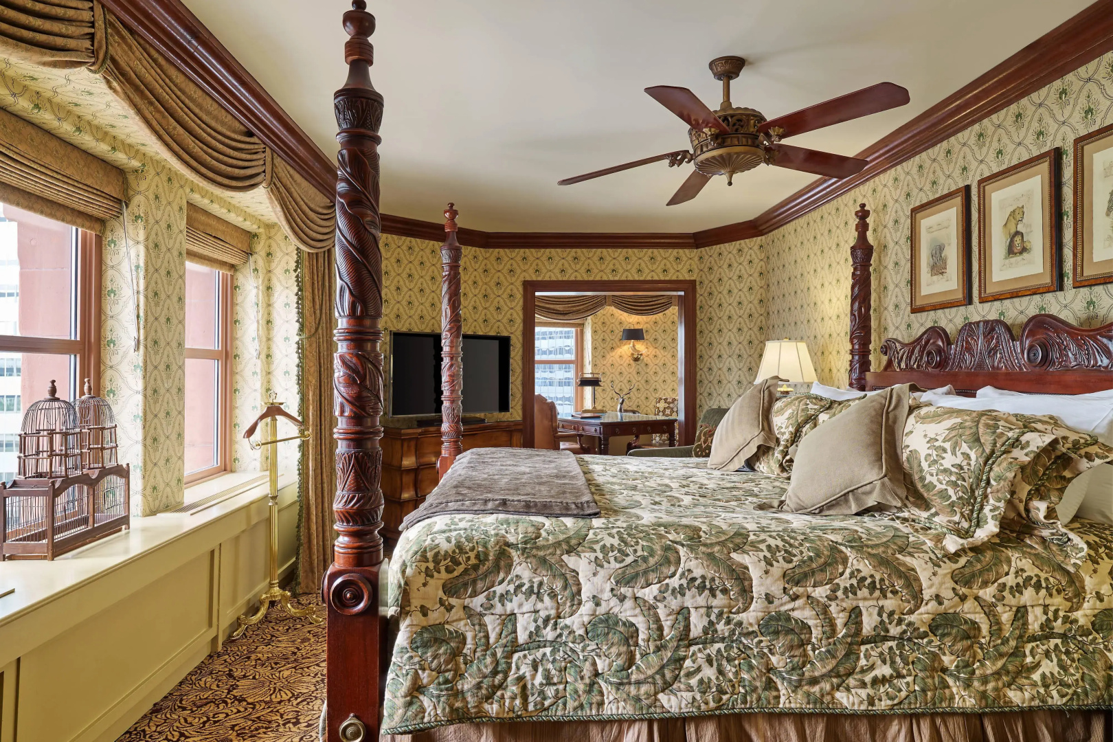 Отель The Brown Palace Hotel and Spa, Autograph Collection