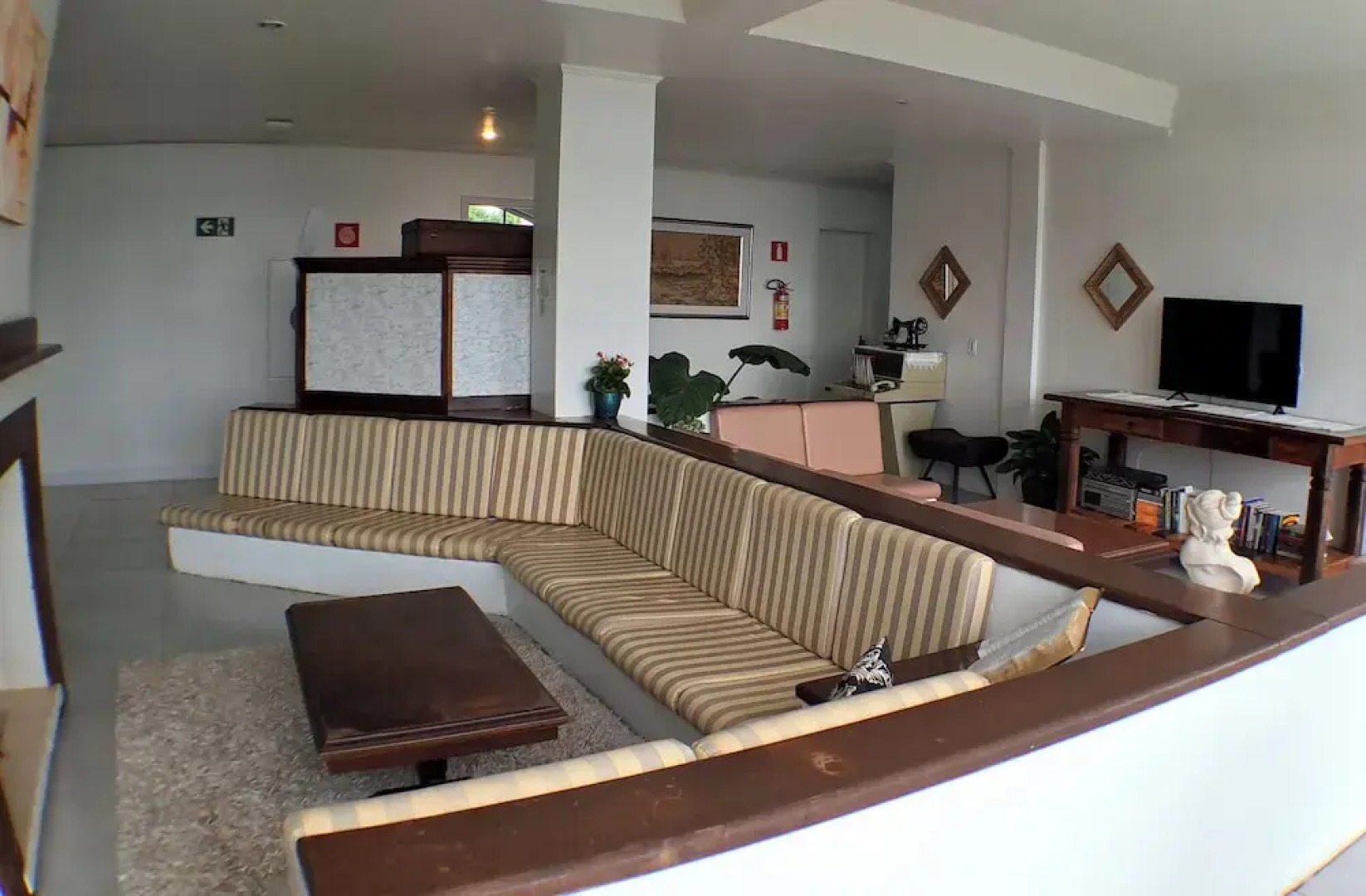 Hotel LF By Feliciano