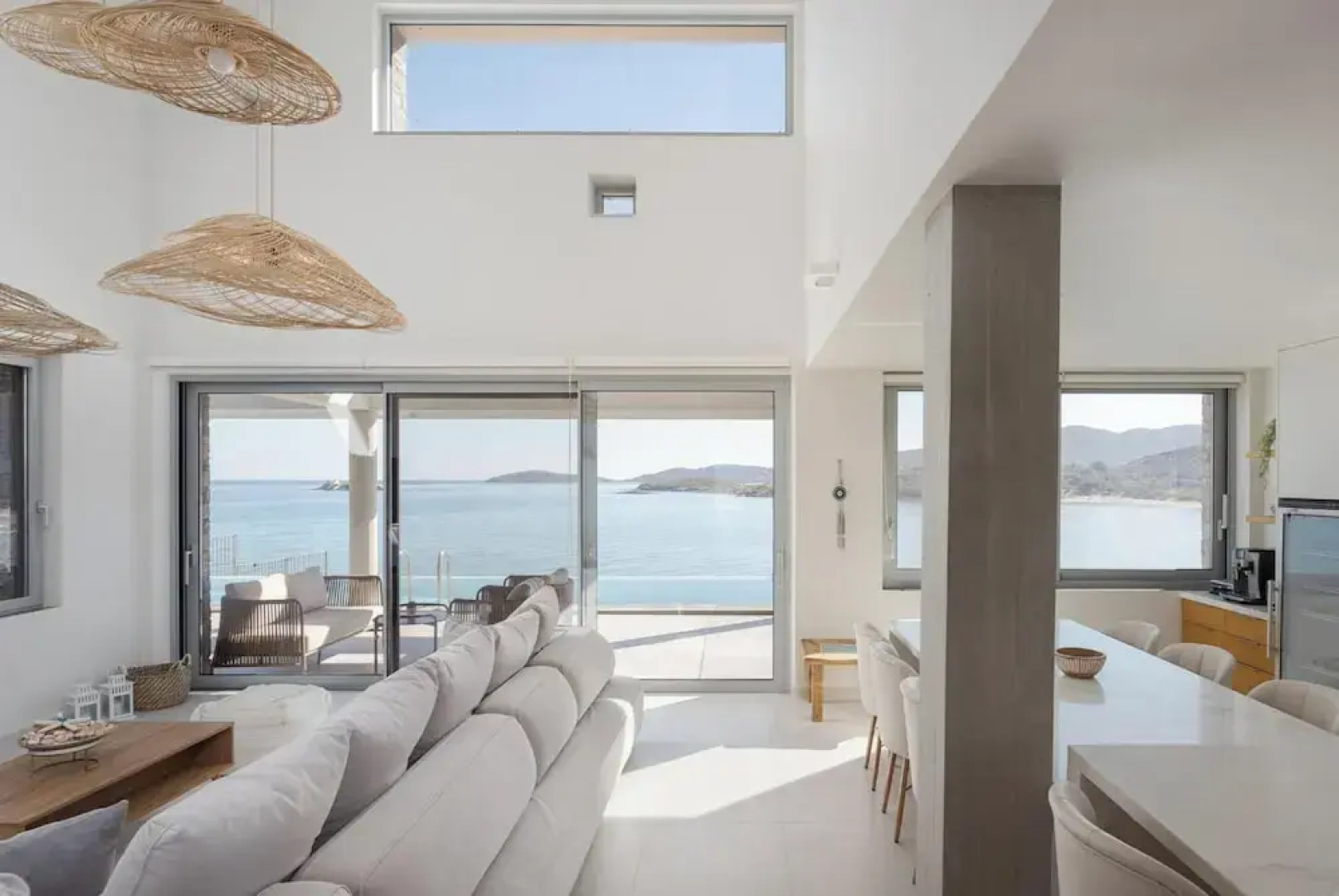 Luxurious Seafront Villa Karystos