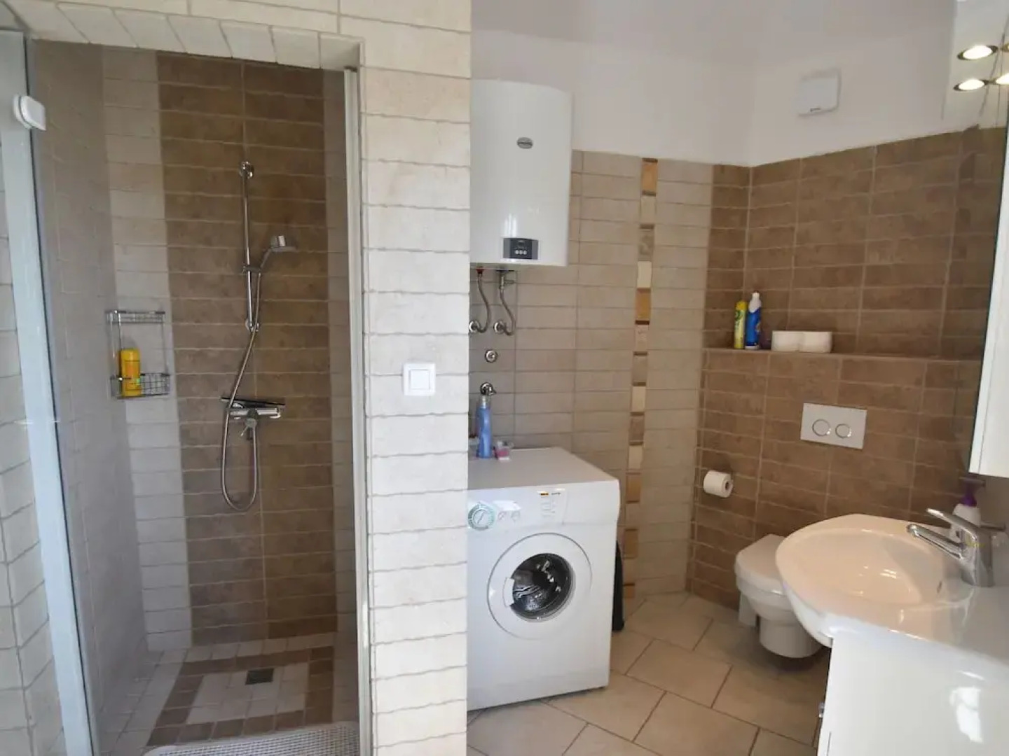 Spacious Apartment in Novi Vinodolski With Swimming Pool