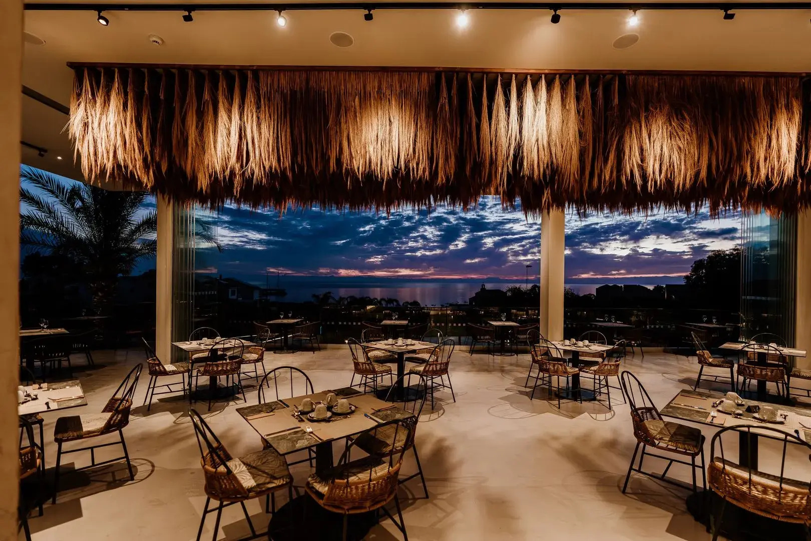 Cavo Zoe Seaside Hotel