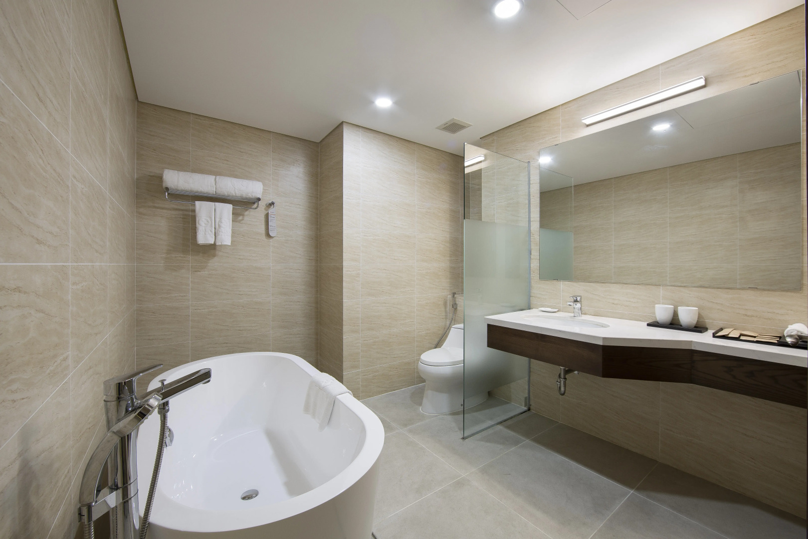 Forest In The Sky - Flamingo Dai Lai