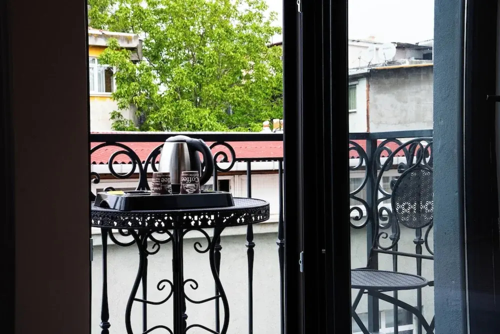 Ck Palace Hotel