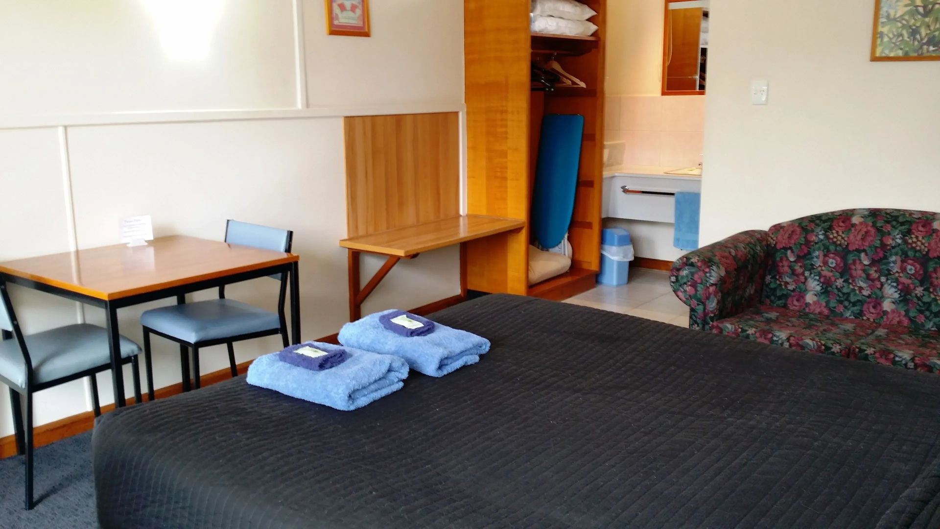 Terang Motor Inn