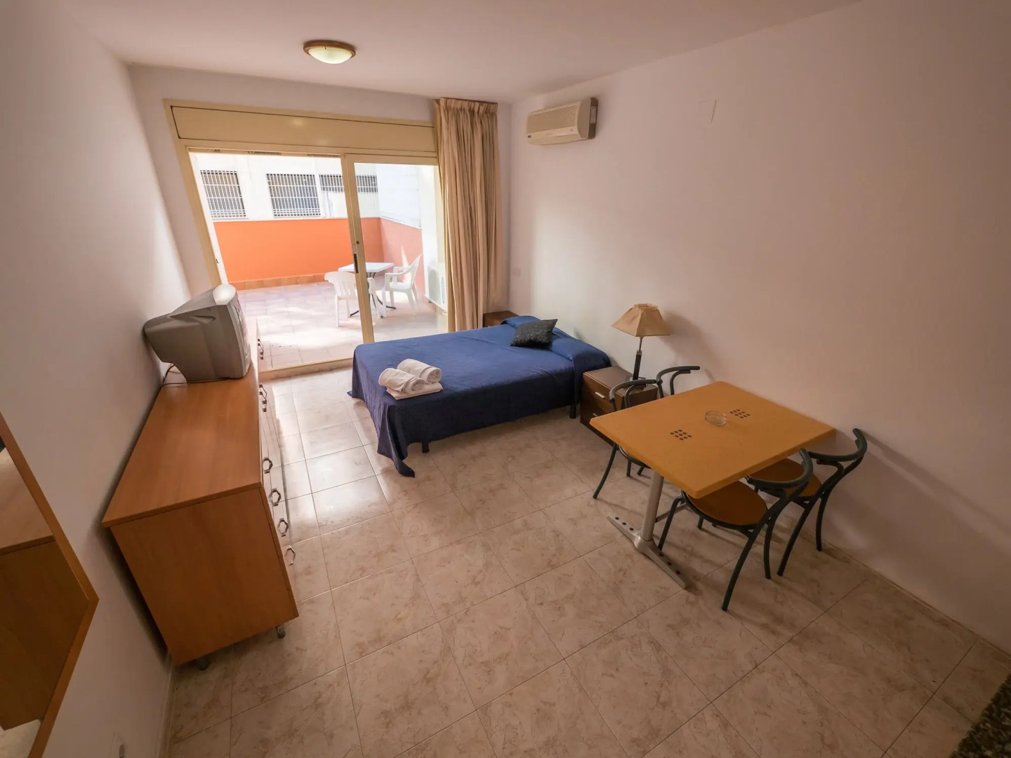 Apartaments AR Easy Santa Anna II