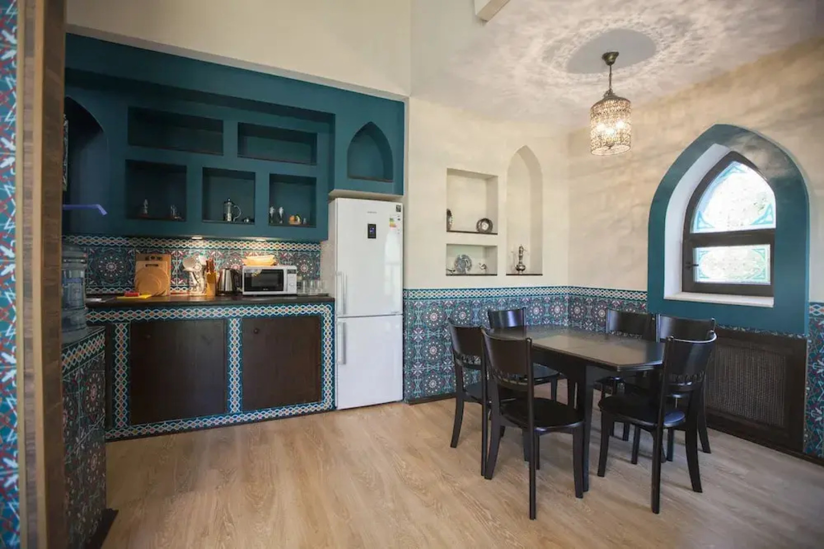 Отель «Шишки на Лампушке — Восточная Медина»