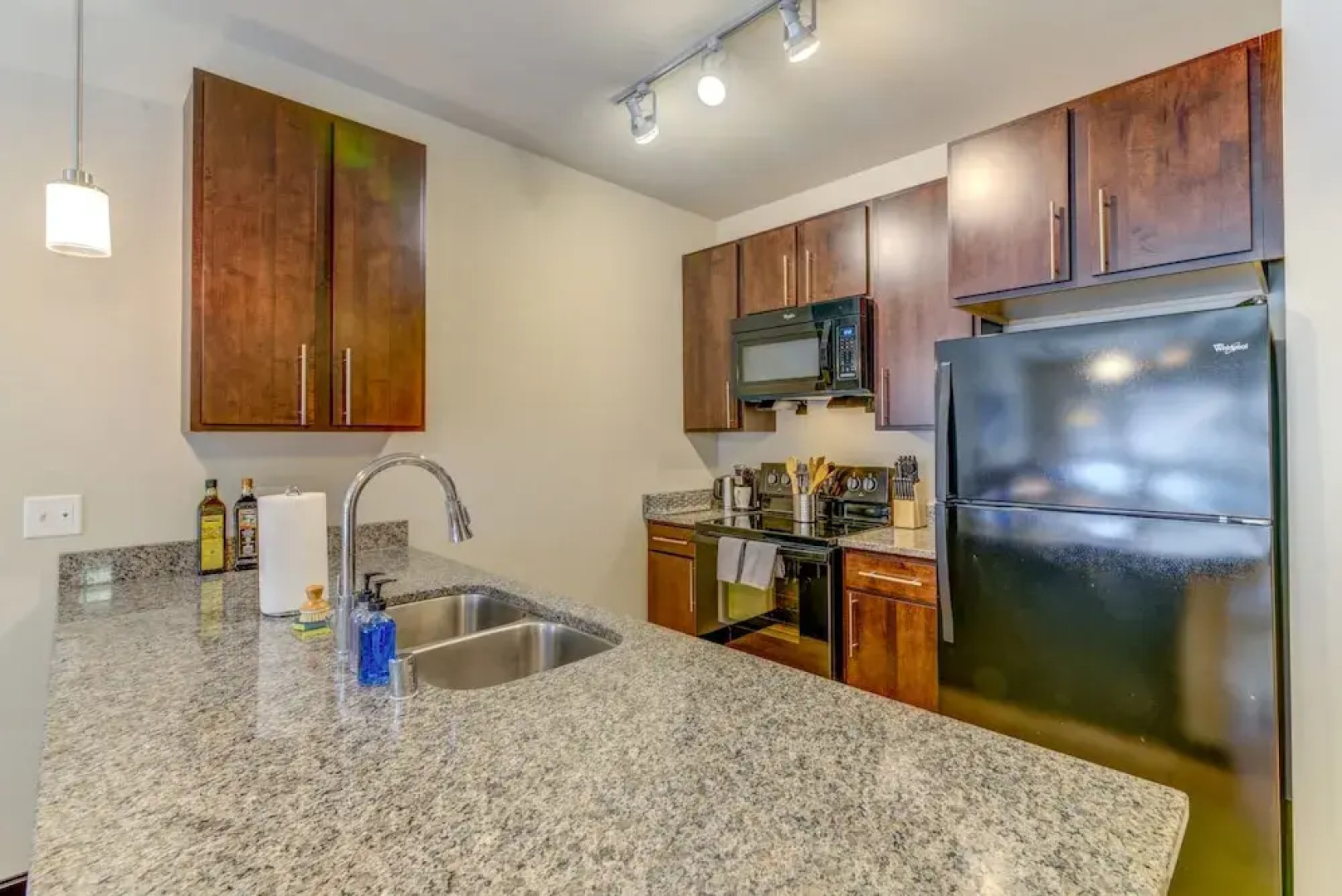 Kasa Milwaukee Westown